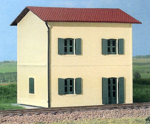 Italian Railways line guard house kit<br /><a href='images/pictures/ACME/30001_900.jpg' target='_blank'>Full size image</a>